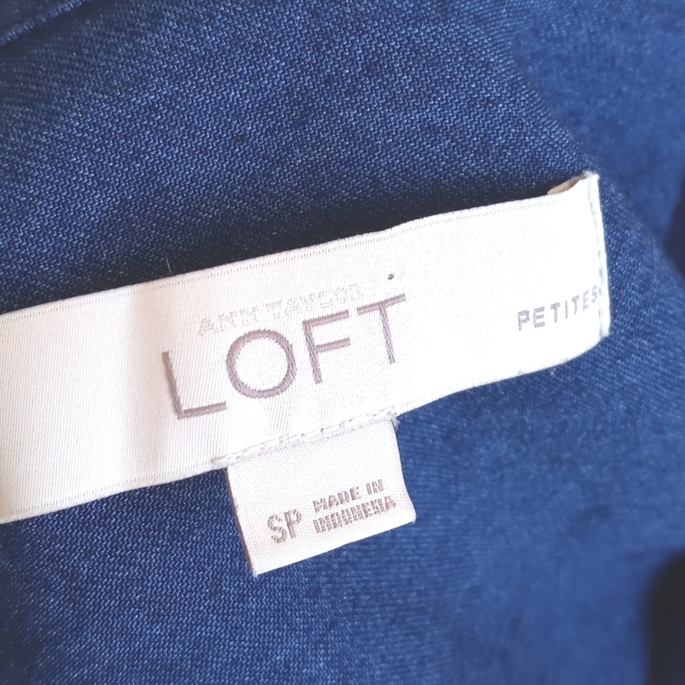 LOFT Deep Royal Blue Rayon Button-Up Long Sleeve Shirt SP - Picture 2 of 11